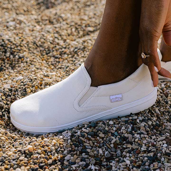 //www.lemsshoes.com/cdn/shop/files/fit_0ade3bb9-cd66-4053-bb6f-665301b2242d