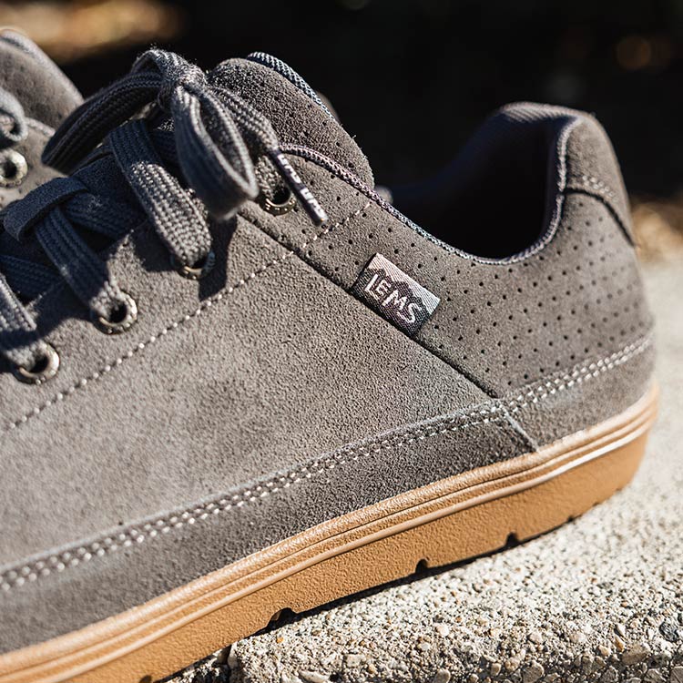 //www.lemsshoes.com/cdn/shop/files/suede
